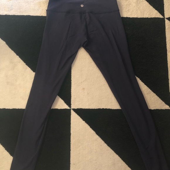 Lululemon Navy High waisted reversible  leggings - Picture 1 of 7